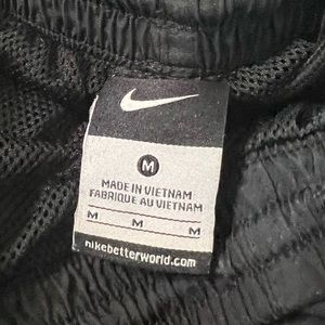 Nike Mens medium Track Athletic Pants Sweatpants